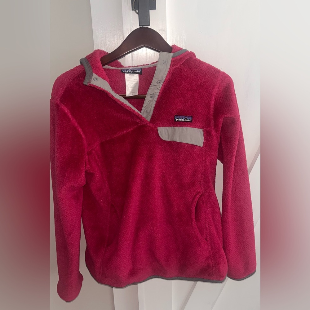 Patagonia Raspberry Fleece Pullover with Gray Trim